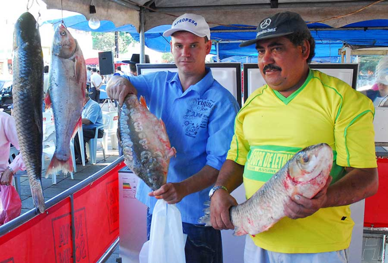 Município vai oferecer estrutura para abate e transporte de peixes para a feira